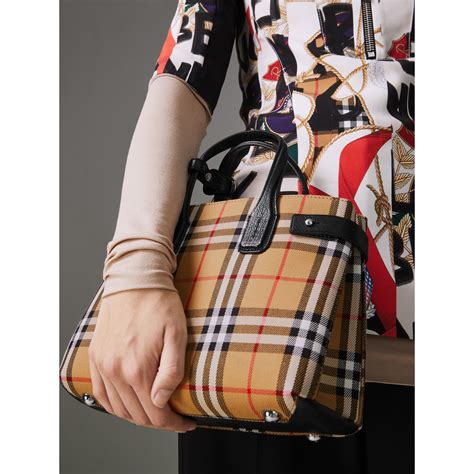 burberry the small banner vintage check and leather black|Burberry The Small Banner Vintage Check and Leather Black.